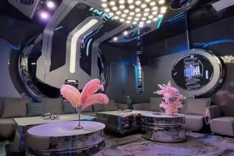 九江盛世嘉年华KTV招聘礼宾员,可提供住宿,高端场所盼你加盟绽光彩